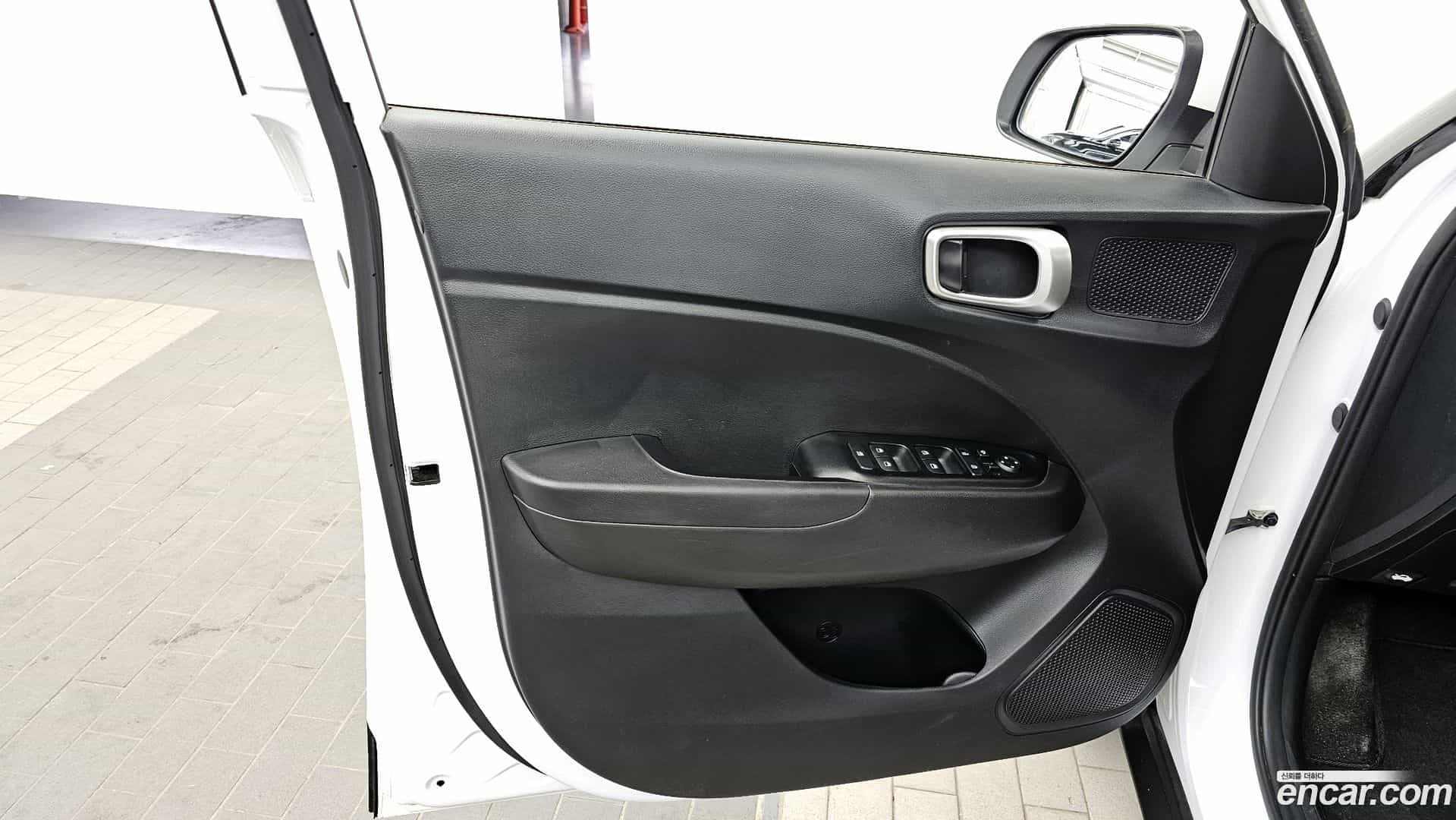 Venue Hyundai 2021.5-INNER-034
