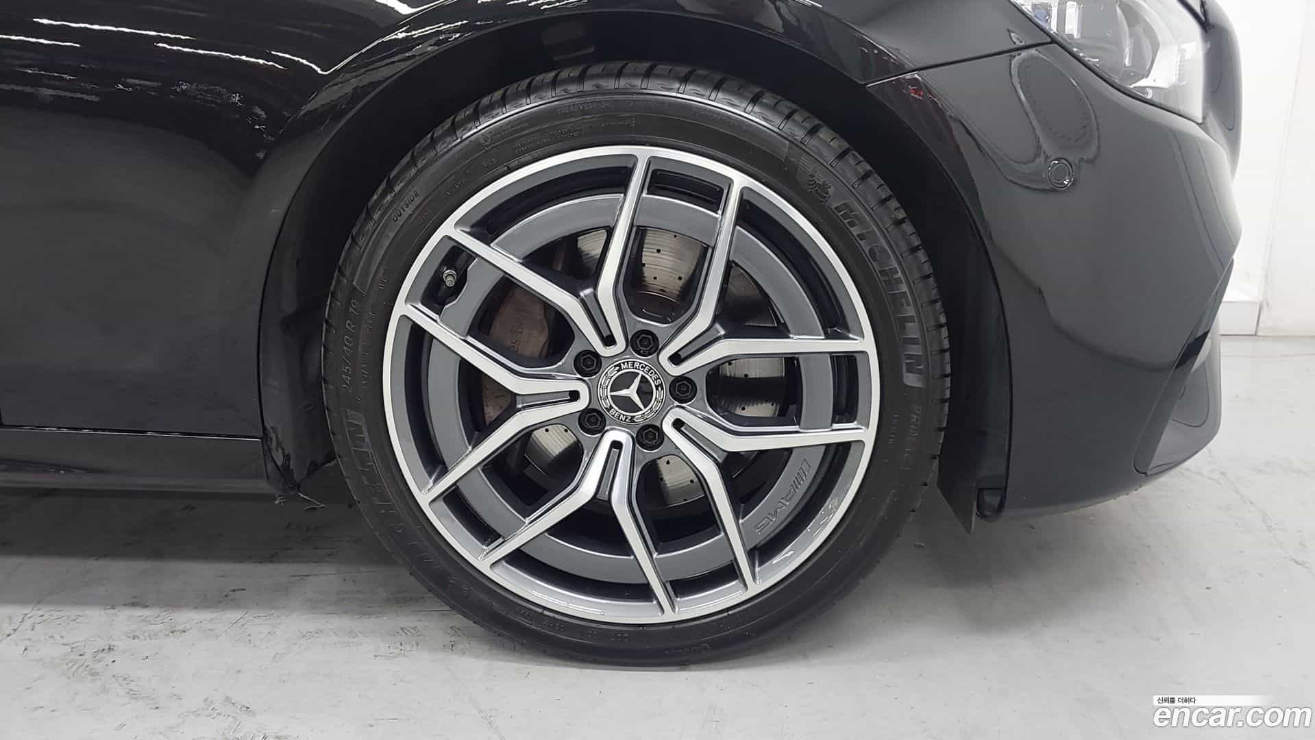 E-Class Mercedes-Benz 2022.11-OUTER-005