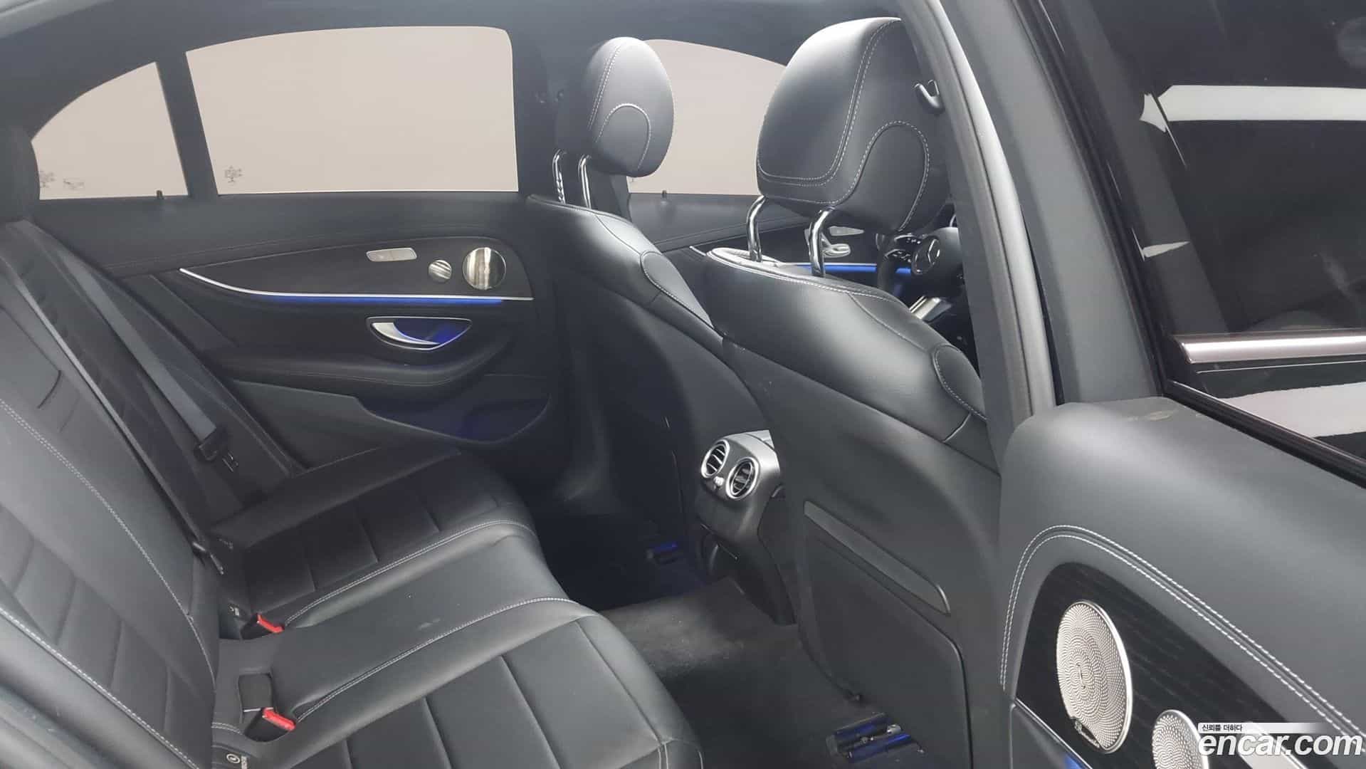 E-Class Mercedes-Benz 2022.11-INNER-010