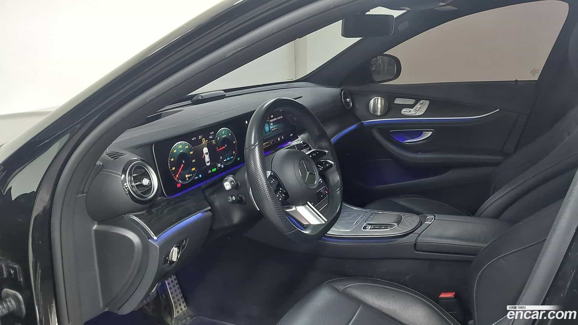 E-Class Mercedes-Benz 2022.11-OPTION-017
