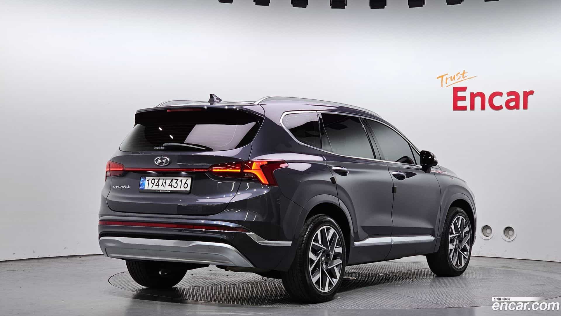 Santafe Hyundai 2021.1-OUTER-002