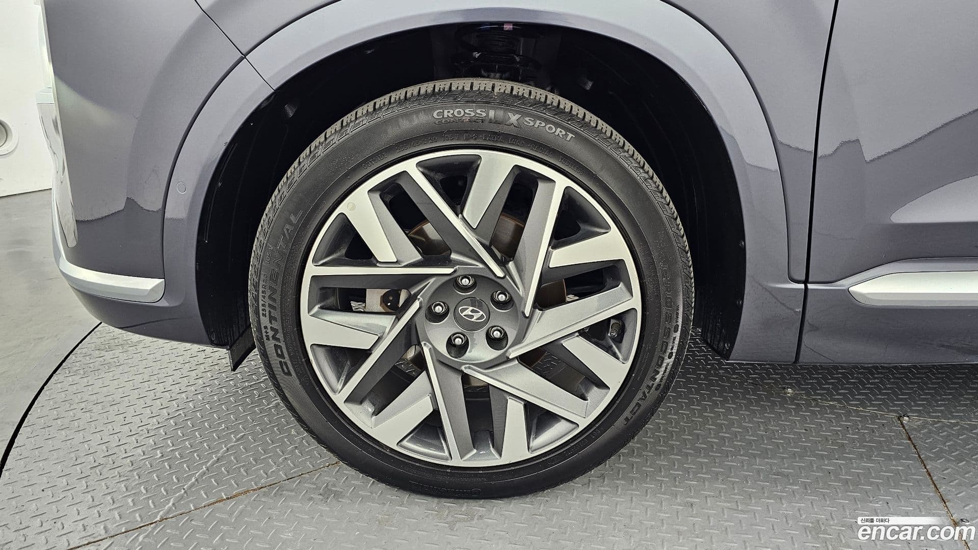 Main__Slider__Photo:Santafe Hyundai 2021.1-4