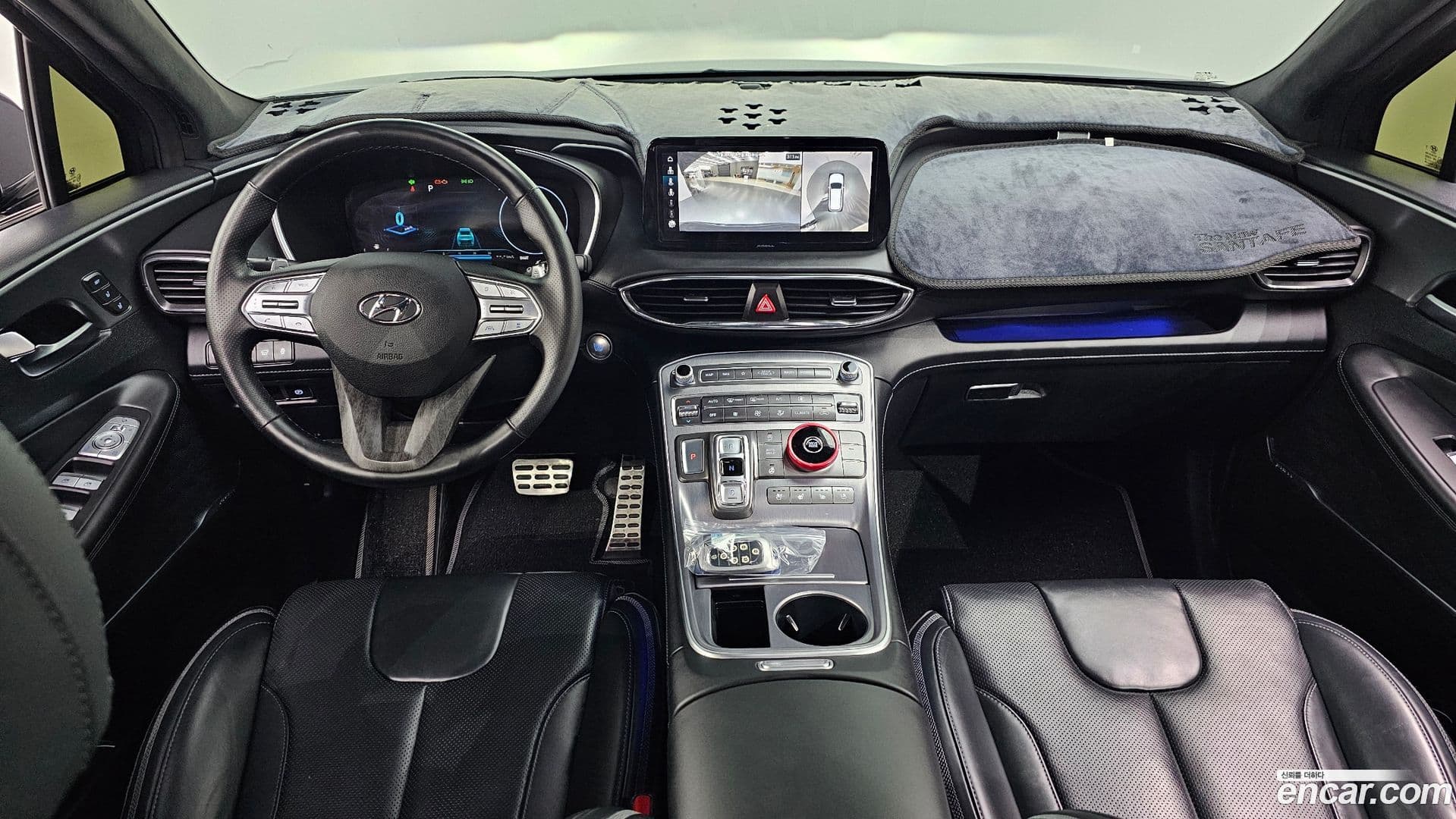 Main__Slider__Photo:Santafe Hyundai 2021.1-6