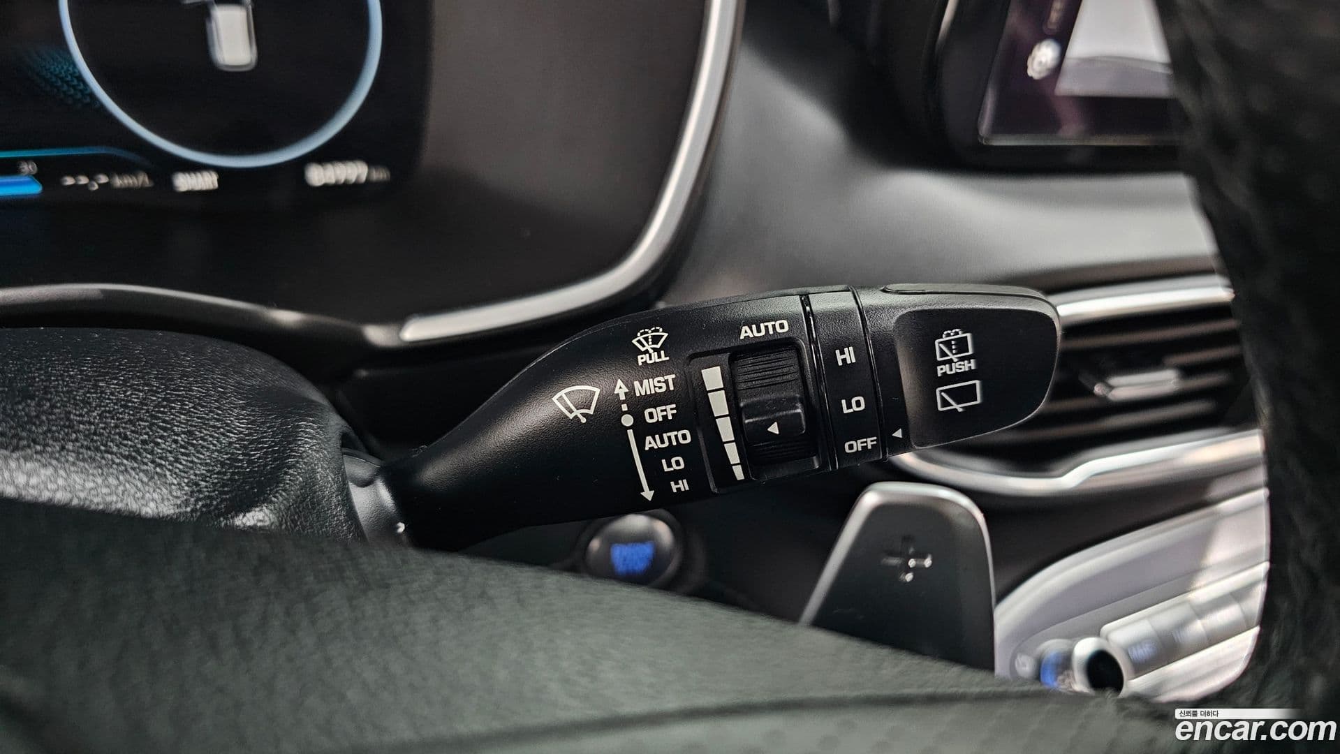 Main__Slider__Photo:Santafe Hyundai 2021.1-16