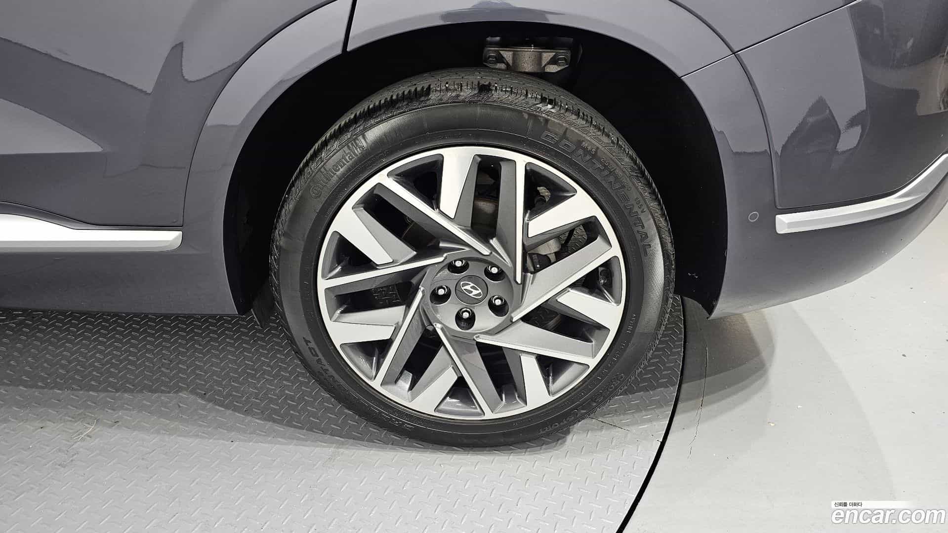 Santafe Hyundai 2021.1-OUTER-031