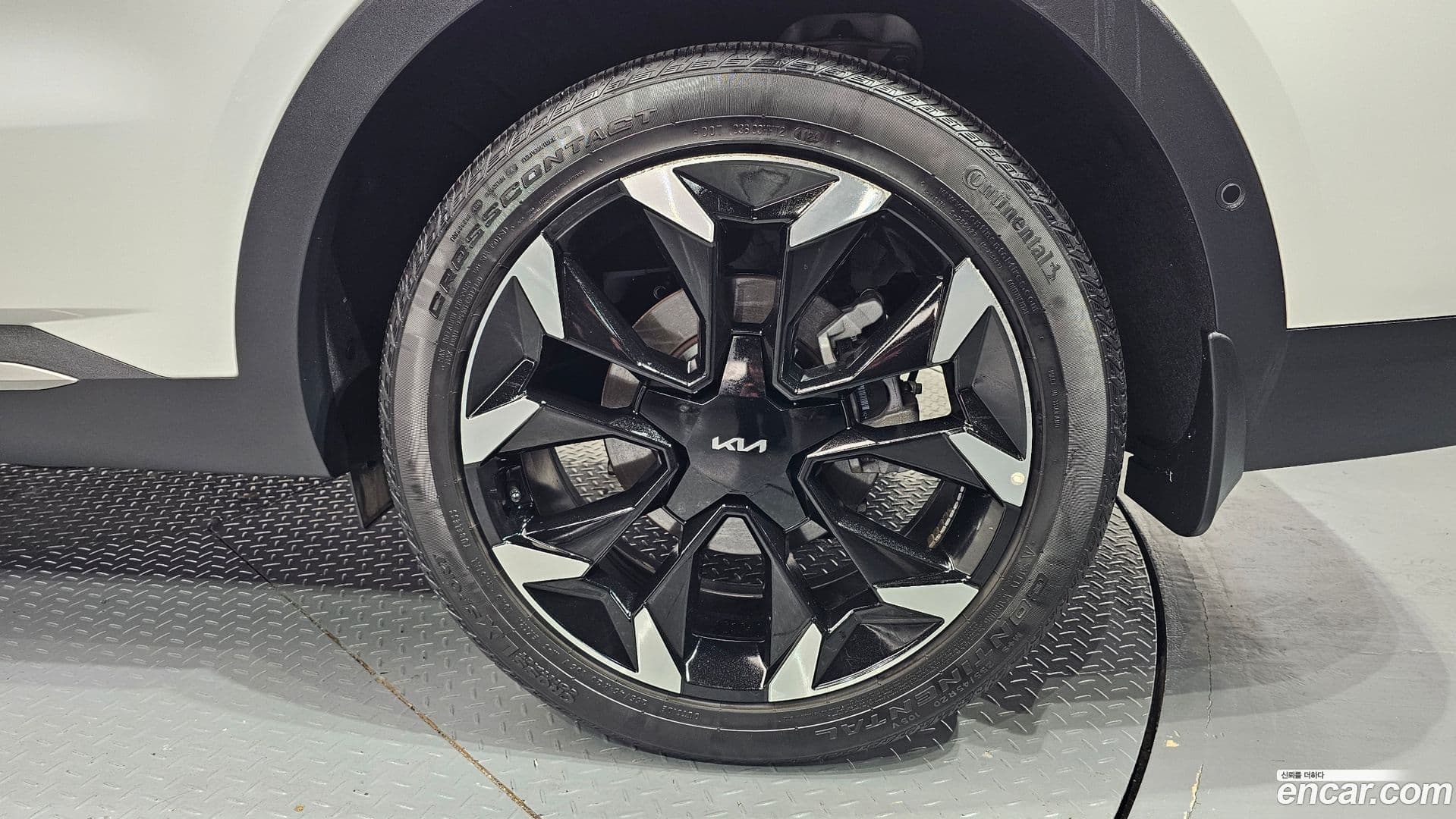 Main__Slider__Photo:Sorento Kia 2024.9-20