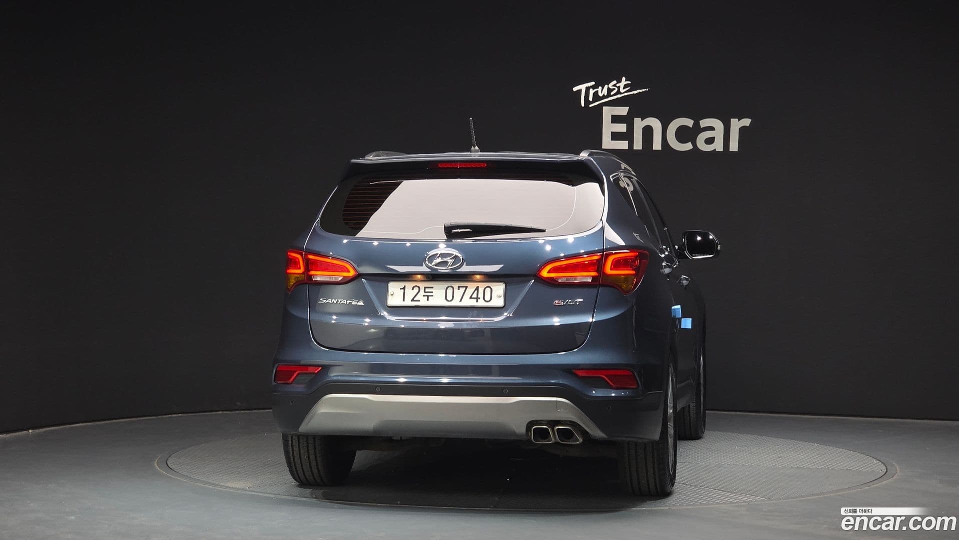 Main__Slider__Photo:Santafe Hyundai 2016.4-3