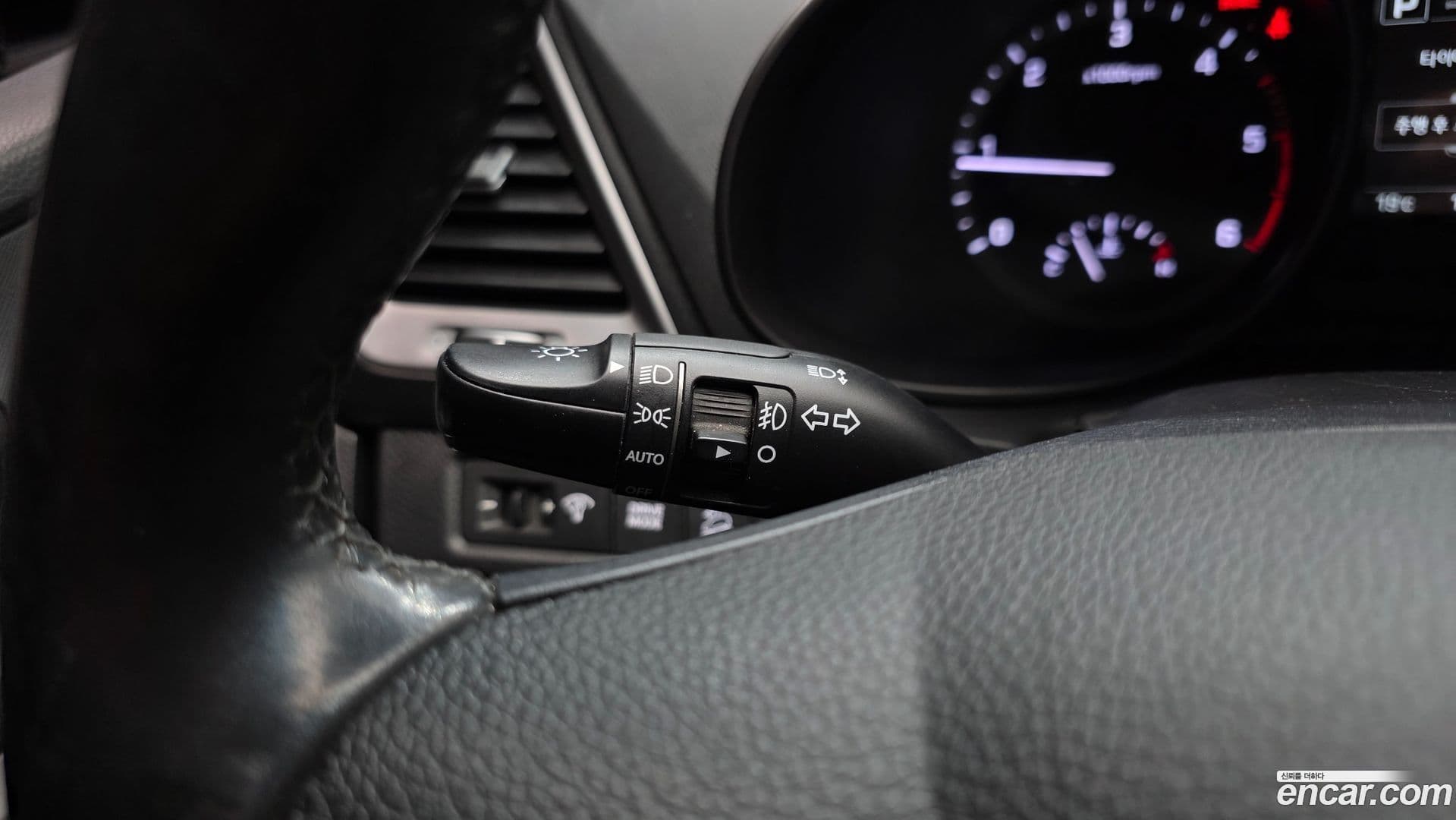 Main__Slider__Photo:Santafe Hyundai 2016.4-15