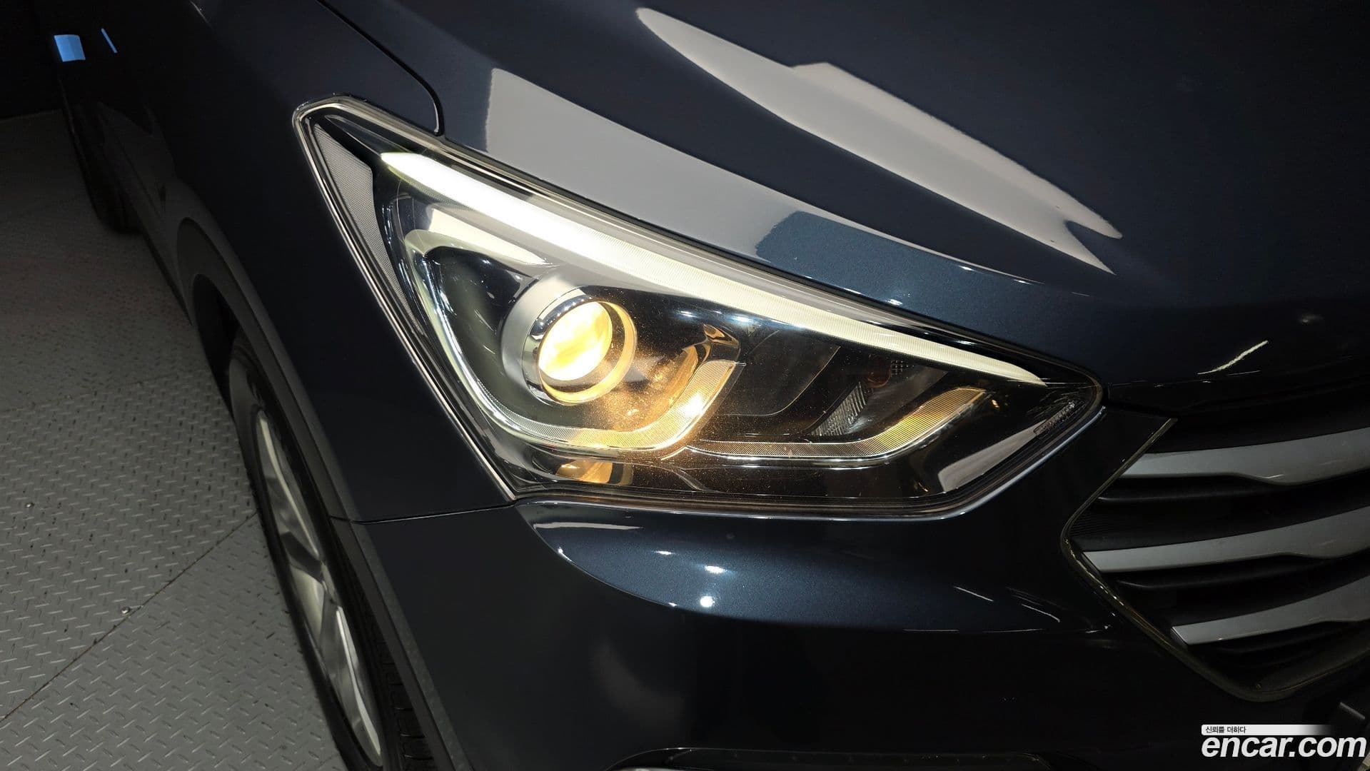 Main__Slider__Photo:Santafe Hyundai 2016.4-21