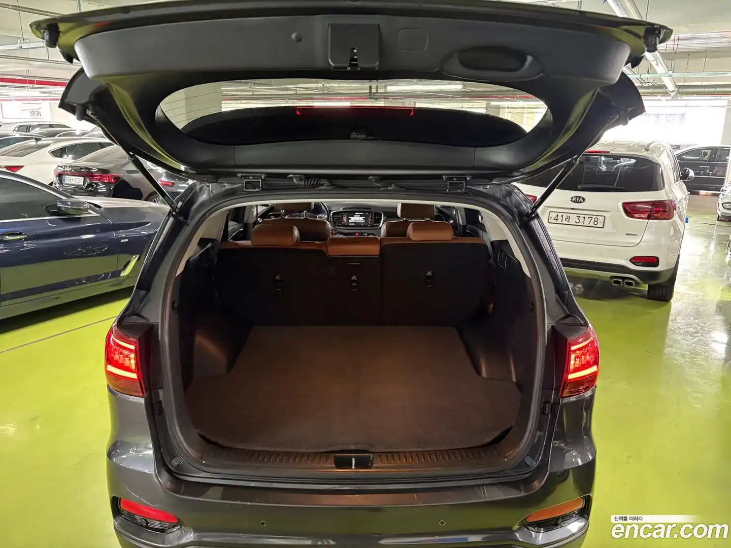 Sorento Kia 2020.1-OUTER-006