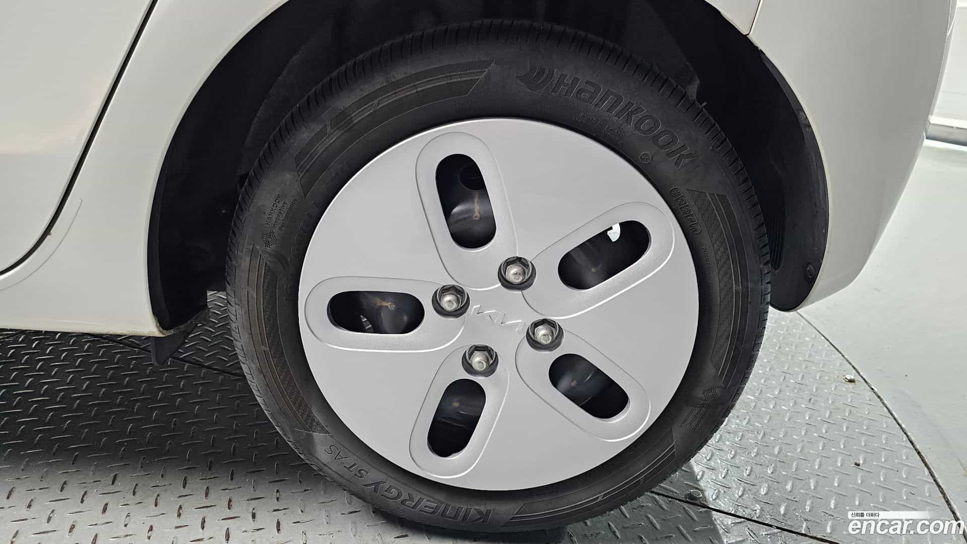 RAY Kia 2023.1-OUTER-005