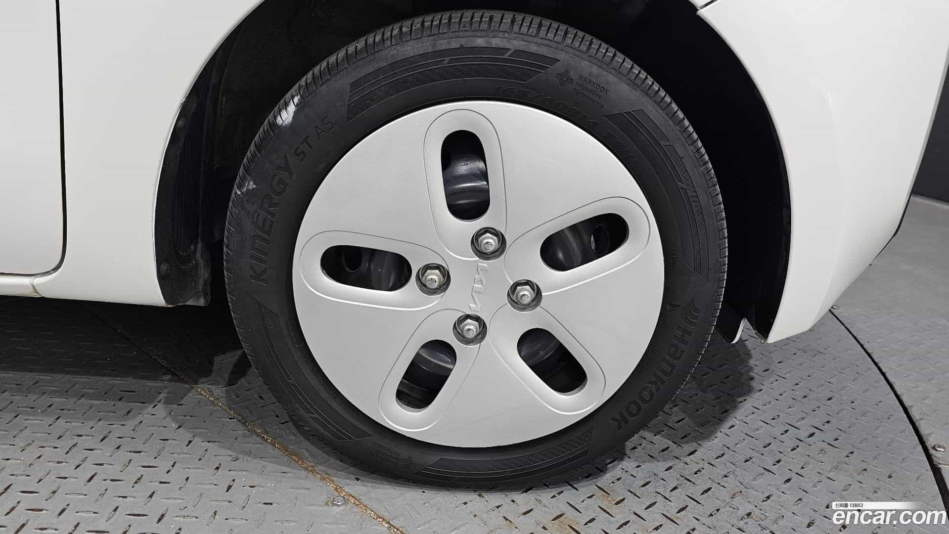 RAY Kia 2023.1-OUTER-031