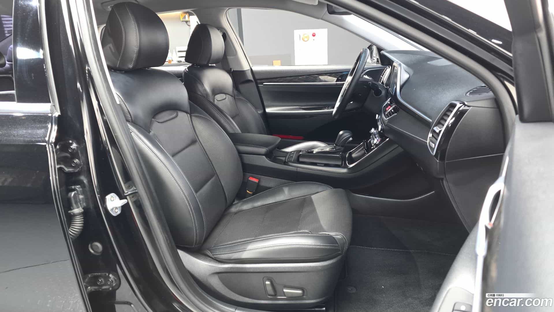 Grandeur Hyundai 2019.2-OPTION-015