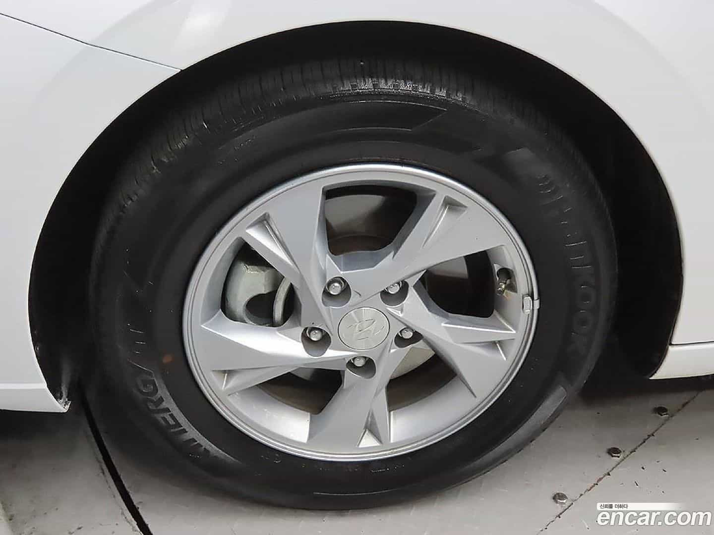 AVANTE Hyundai 2021.3-OUTER-005