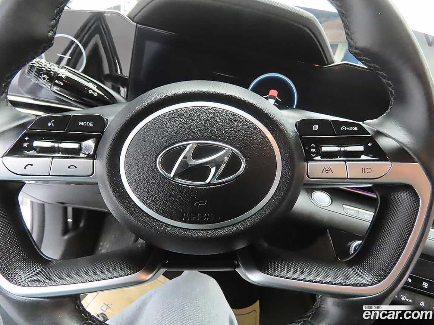 AVANTE Hyundai 2021.3-OPTION-015