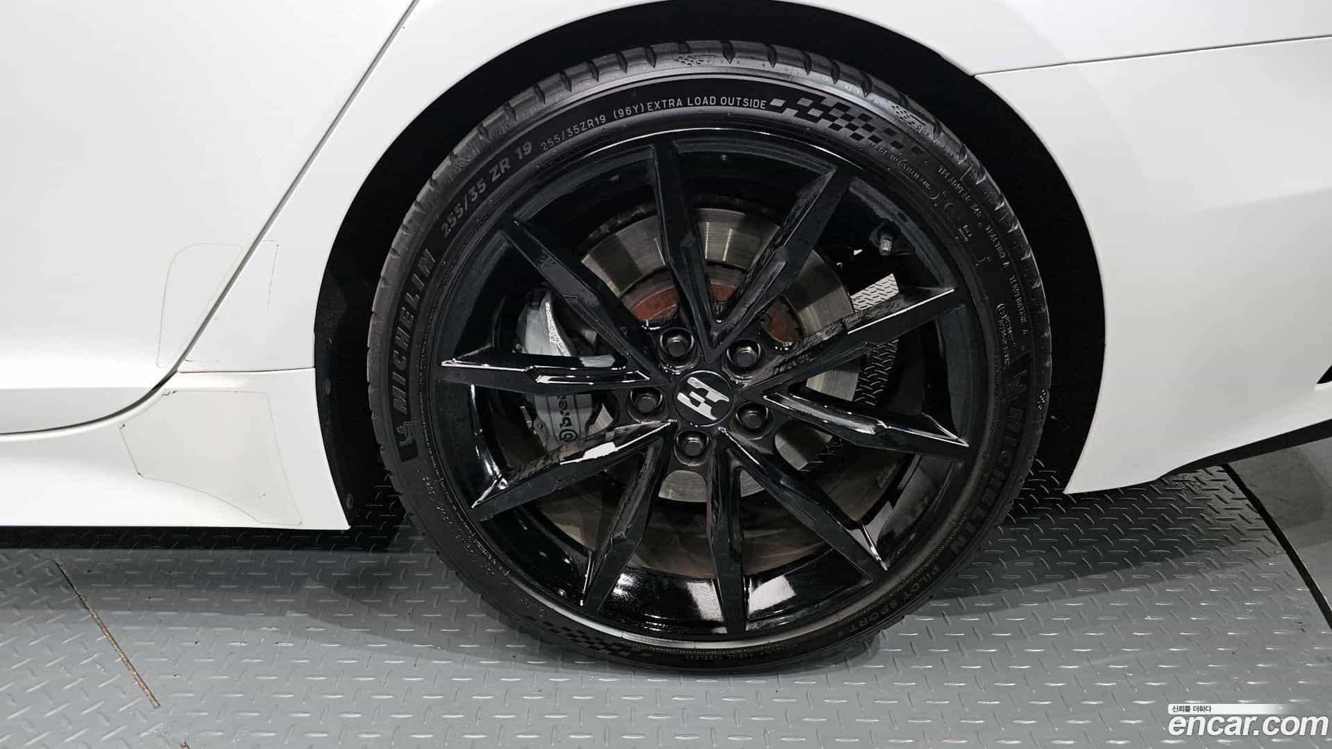 Stinger Kia 2018.6-OUTER-031