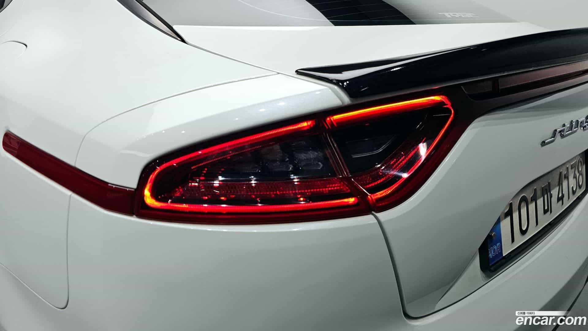 Stinger Kia 2018.6-OUTER-033