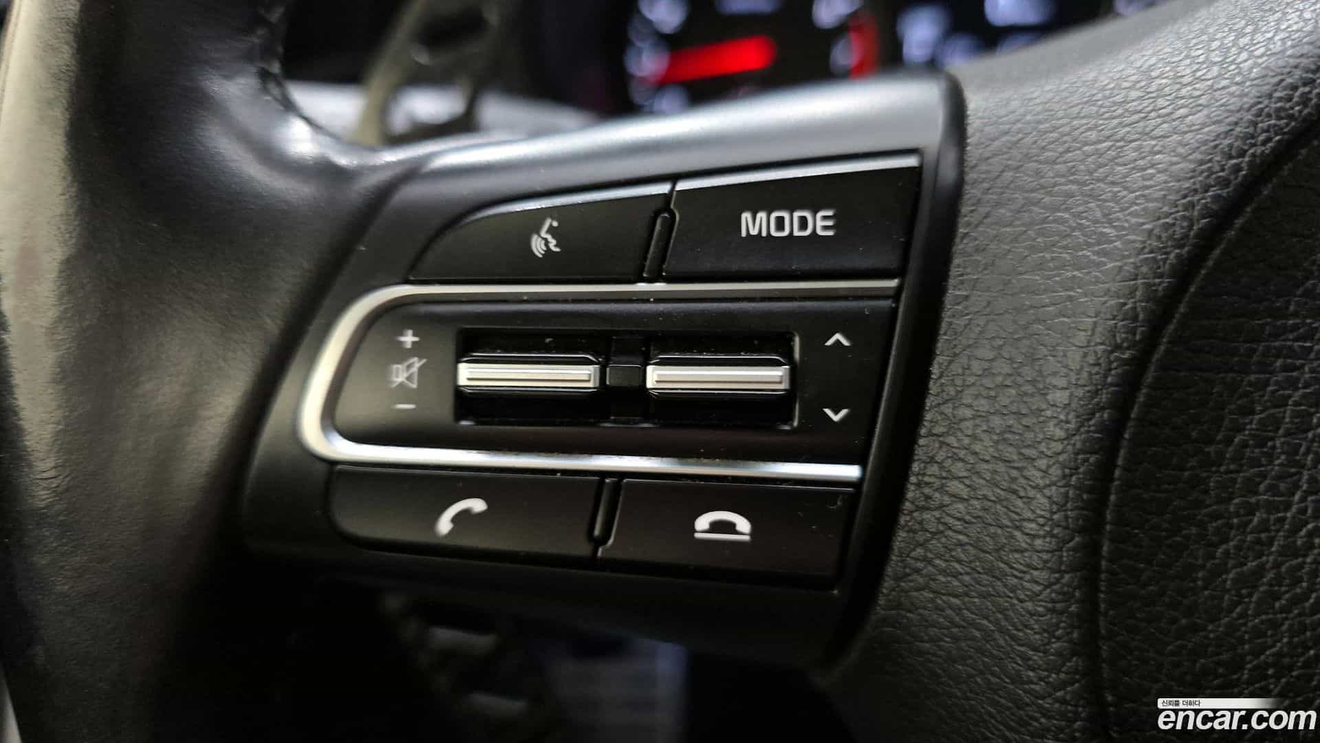 Stinger Kia 2018.6-OPTION-040