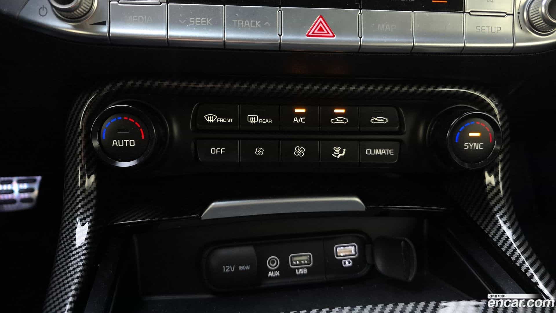 Stinger Kia 2018.6-OPTION-045
