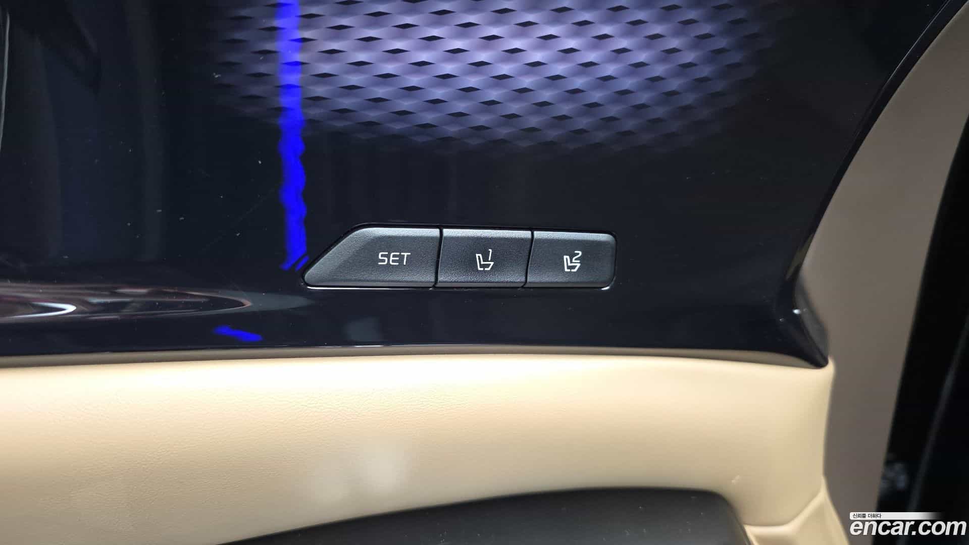 Canival Kia 2022.4-OPTION-042