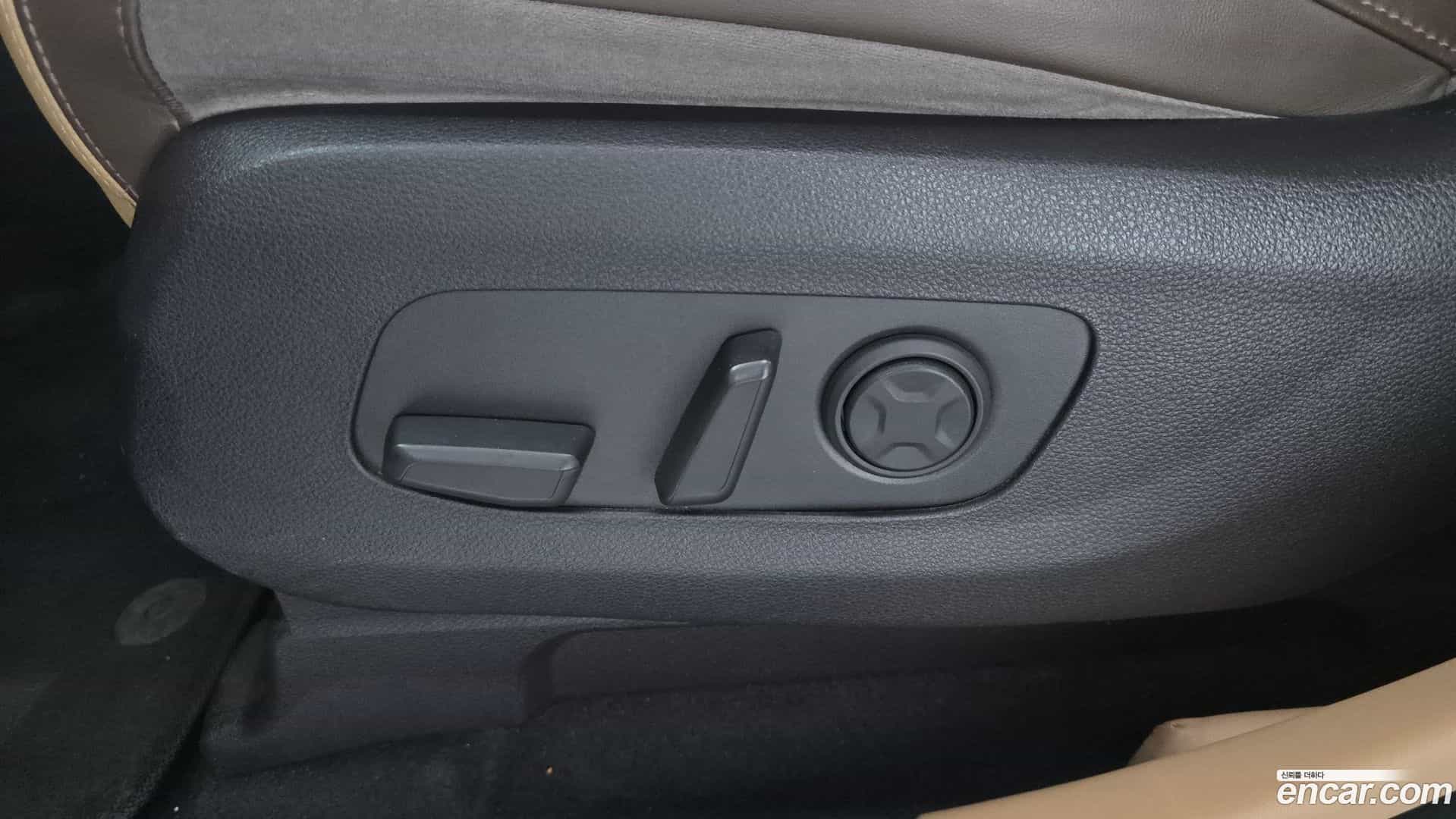 Canival Kia 2022.4-OPTION-045