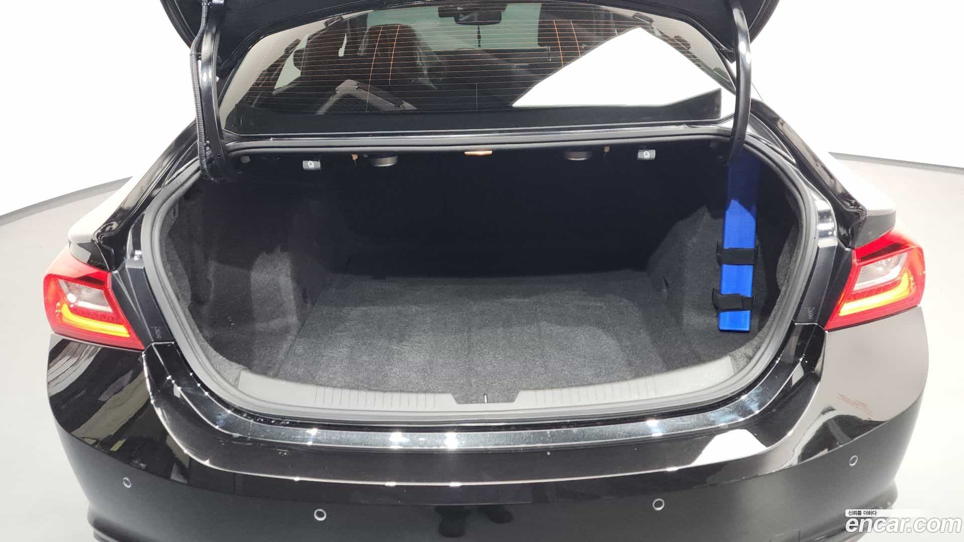 Malibu Chevrolet 2016.11-OPTION-024