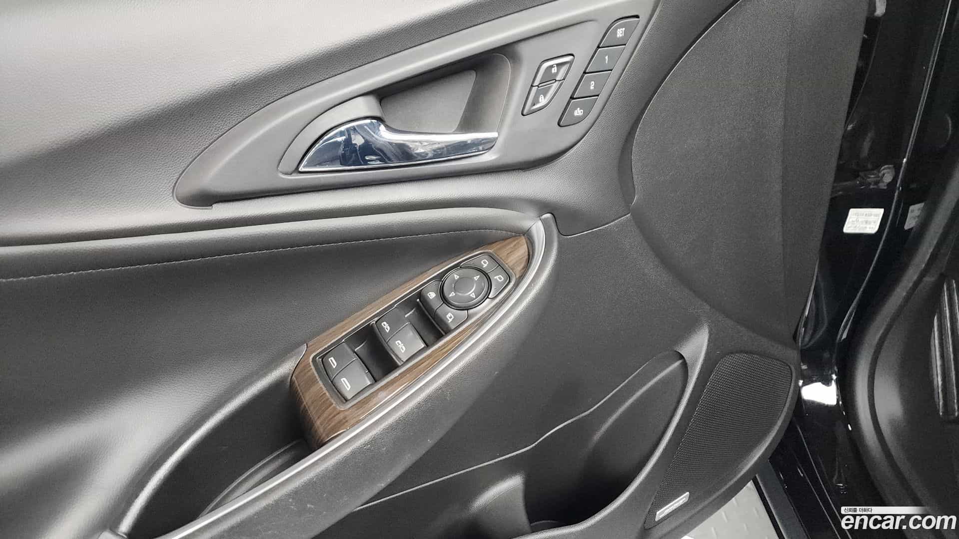 Malibu Chevrolet 2016.11-OPTION-050