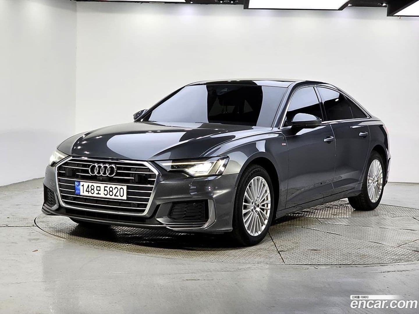Main__Slider__Photo:A6 Audi 2021.2-0