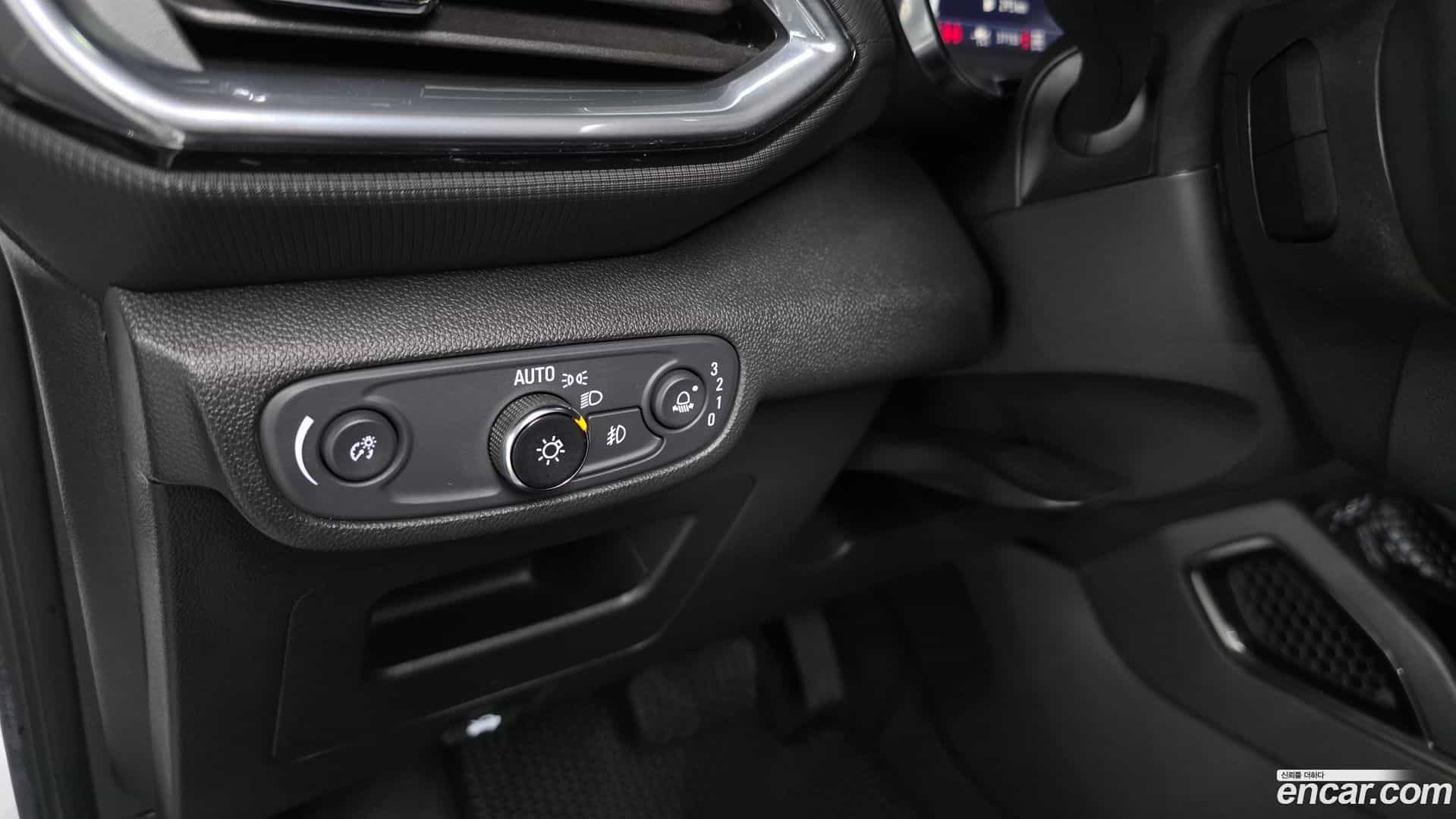 Trailblazer Chevrolet 2022.6-OPTION-016