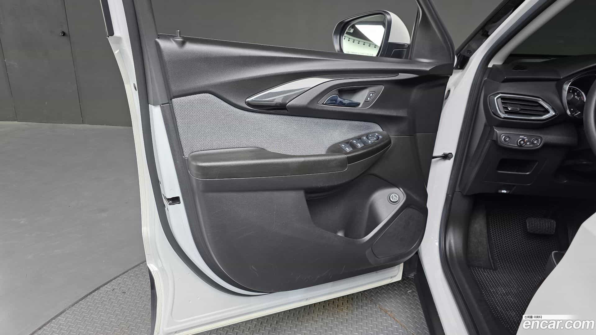 Trailblazer Chevrolet 2022.6-INNER-034