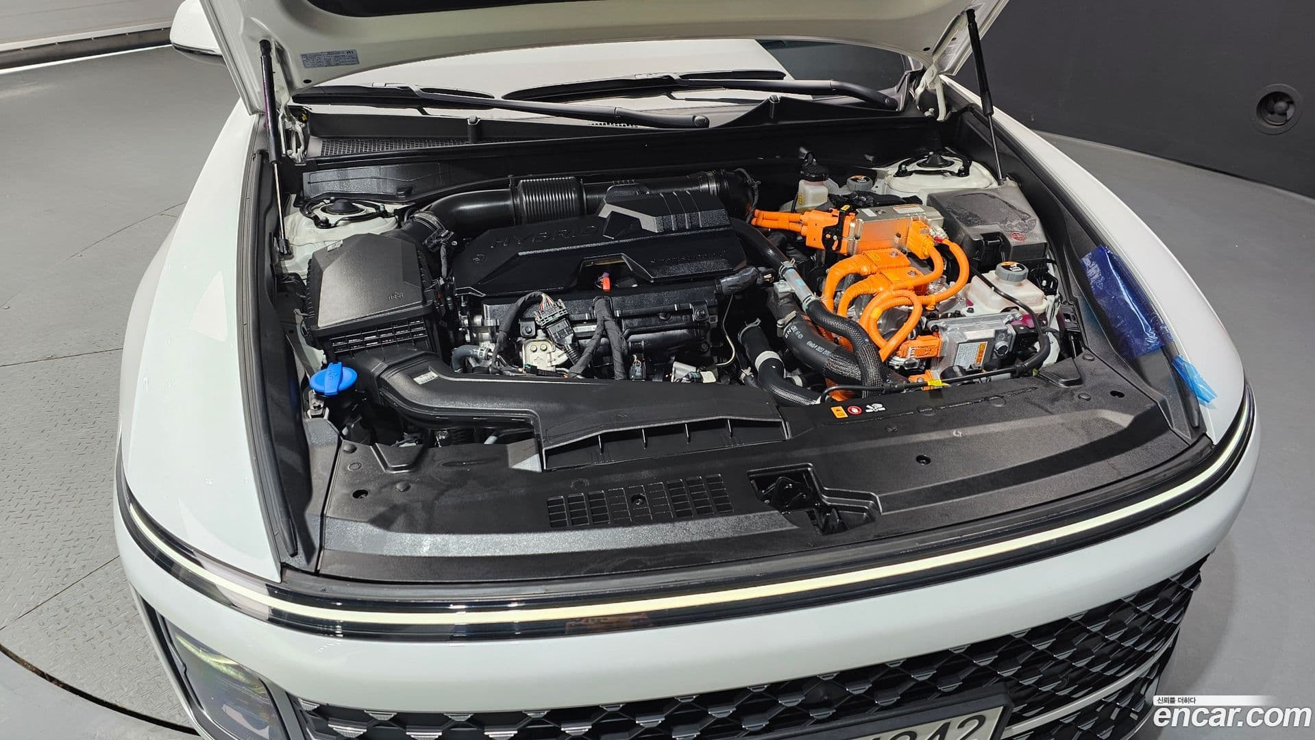 Main__Slider__Photo:Grandeur Hyundai 2025.0-5