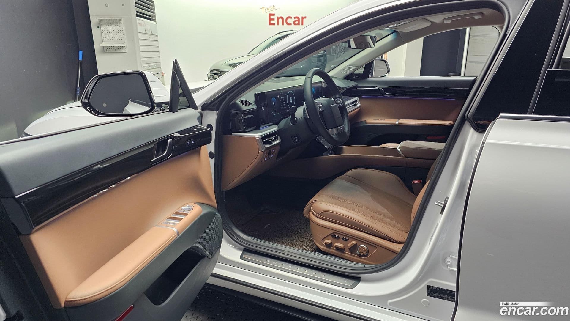 Main__Slider__Photo:Grandeur Hyundai 2025.0-9