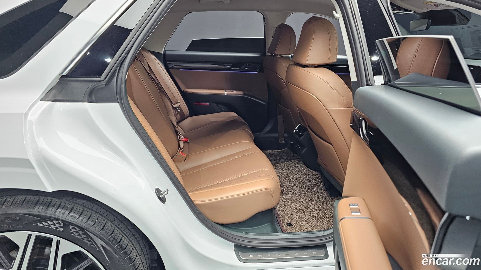 Main__Slider__Photo:Grandeur Hyundai 2025.0-11