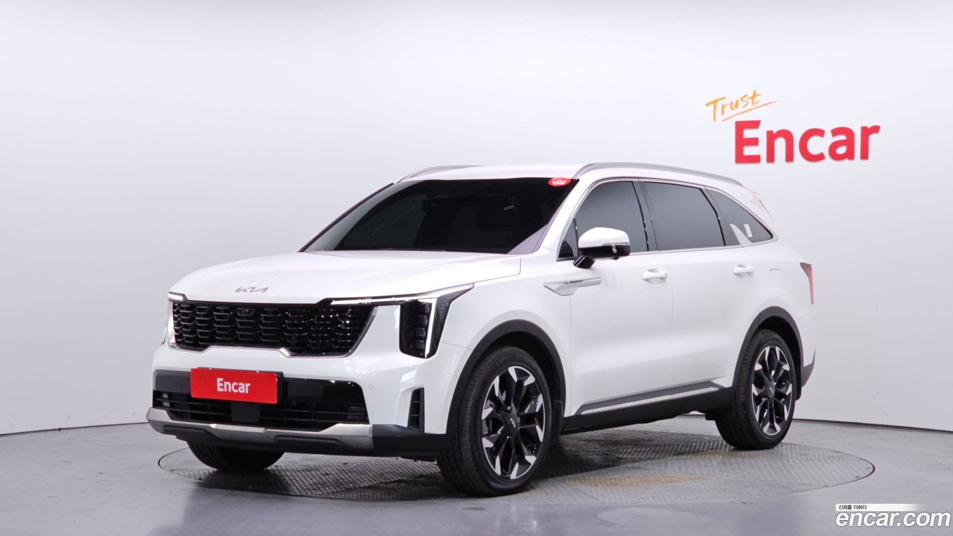 Main__Slider__Photo:Sorento Kia 2024.5-0