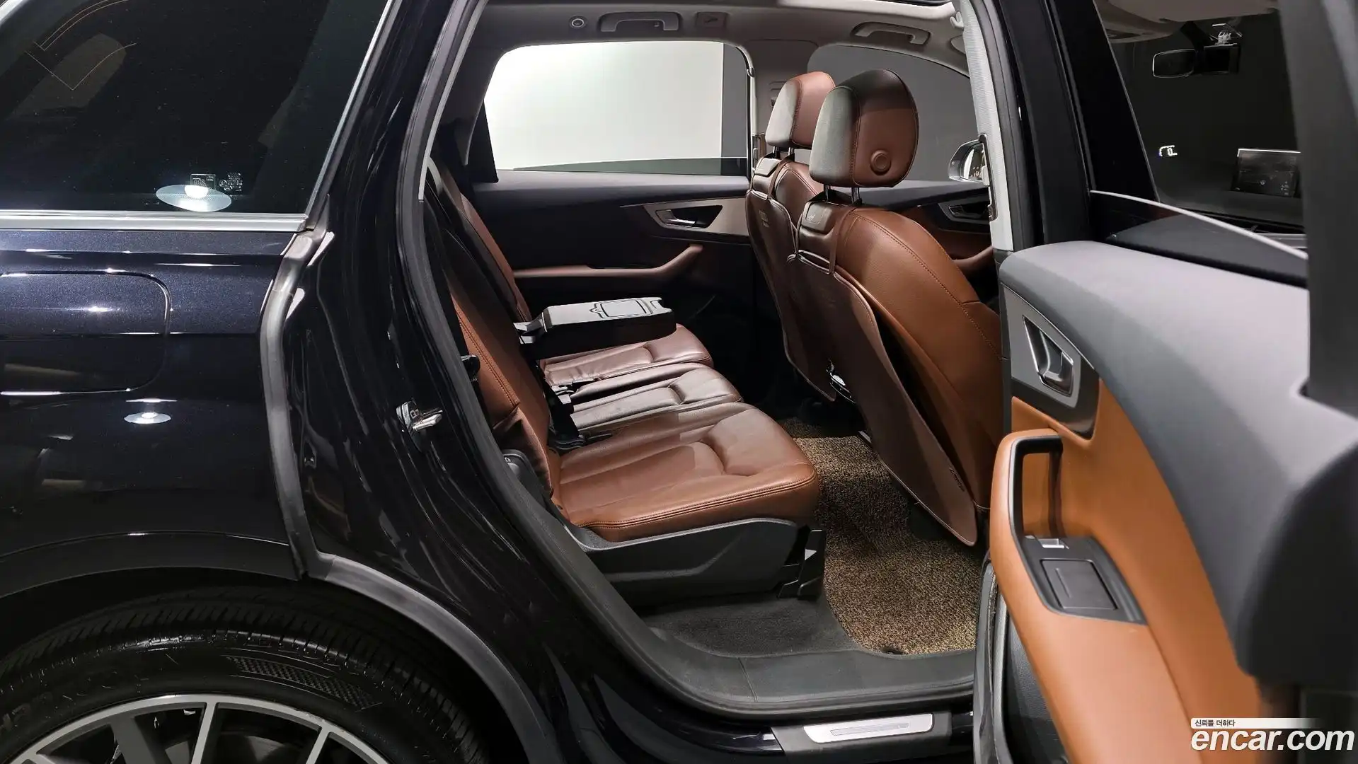 Q7 Audi 2019.8-OPTION-015