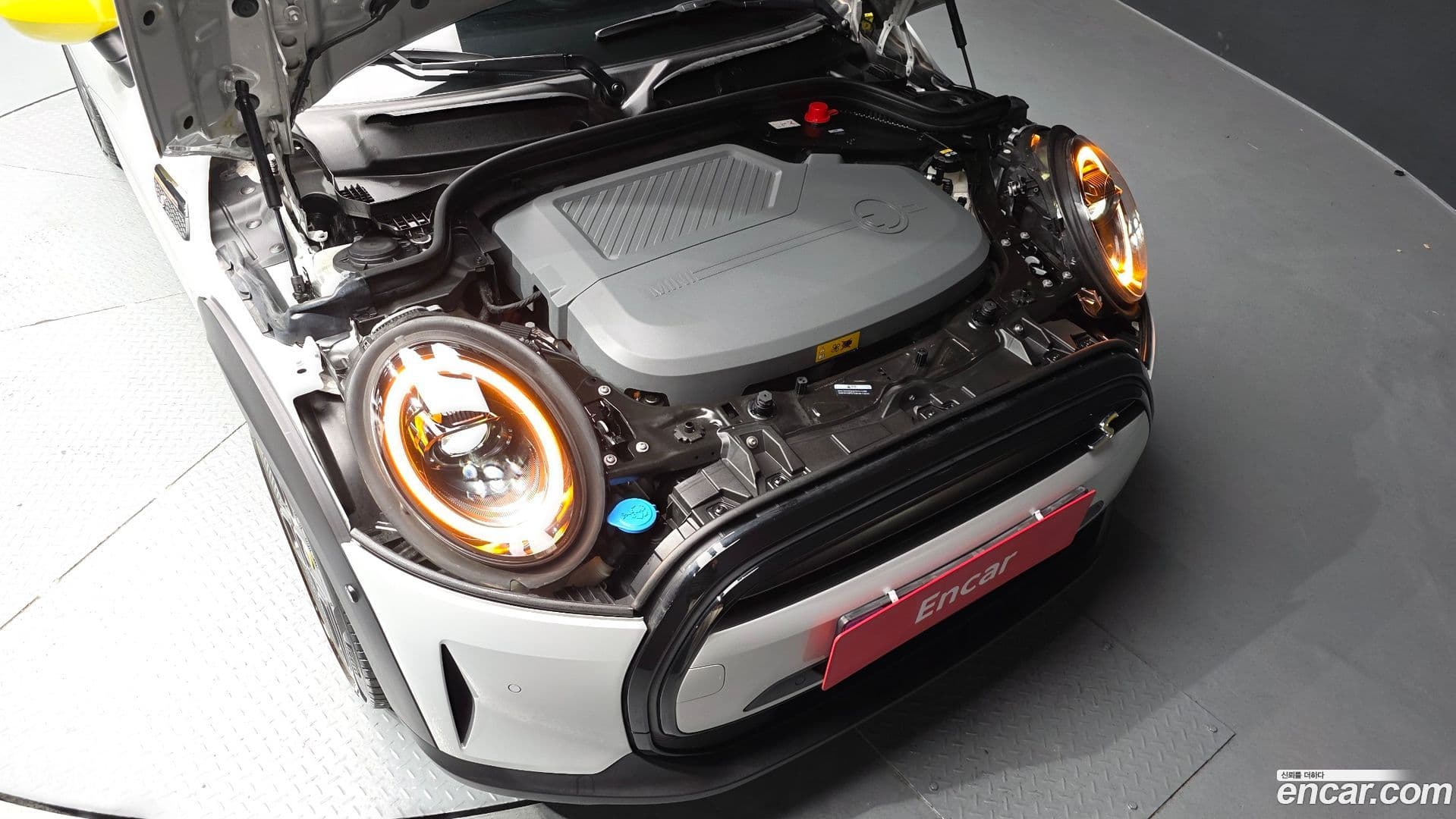 Main__Slider__Photo:Cooper Mini 2022.6-5