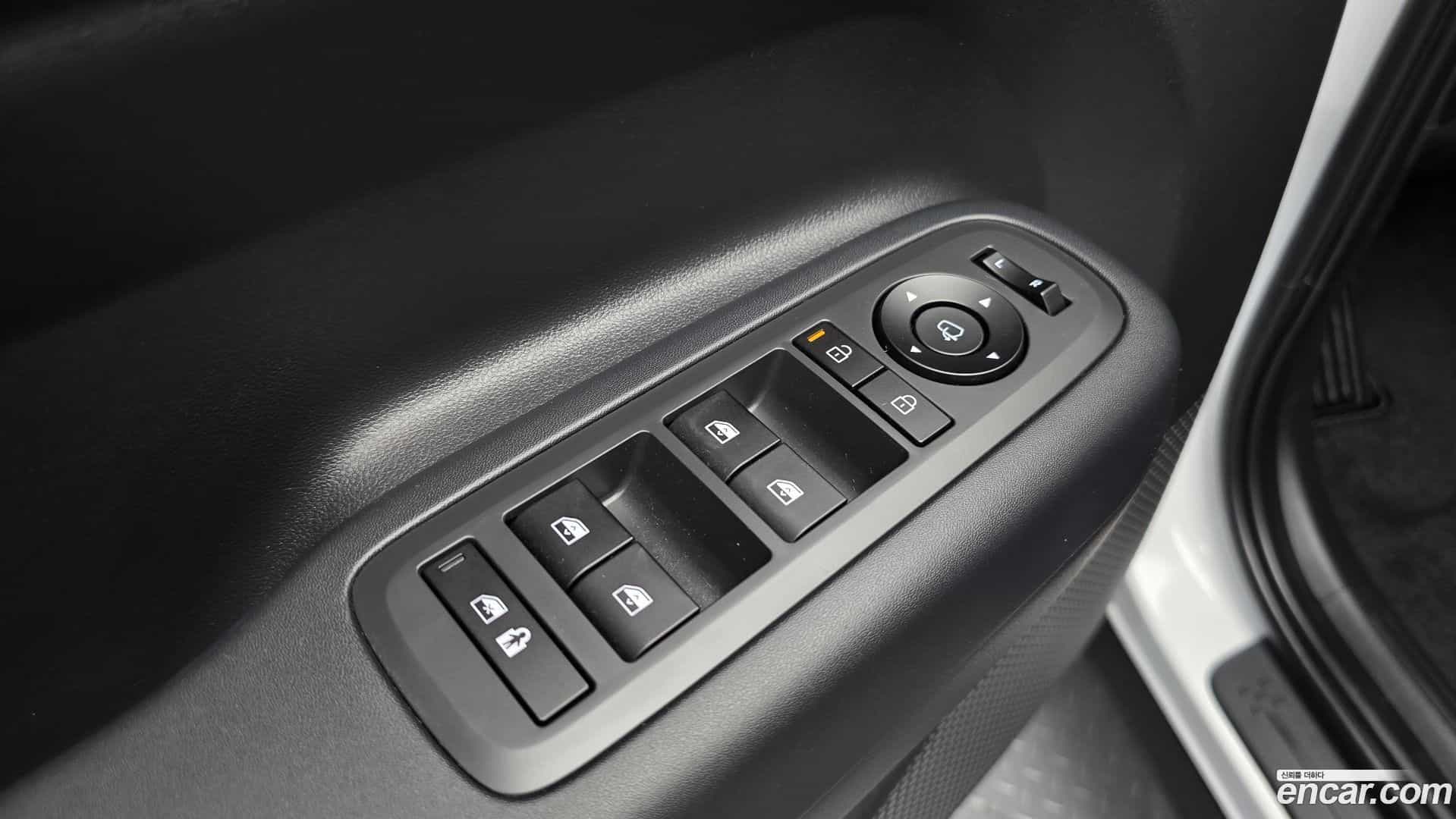 Santafe Hyundai 2025.3-OPTION-045