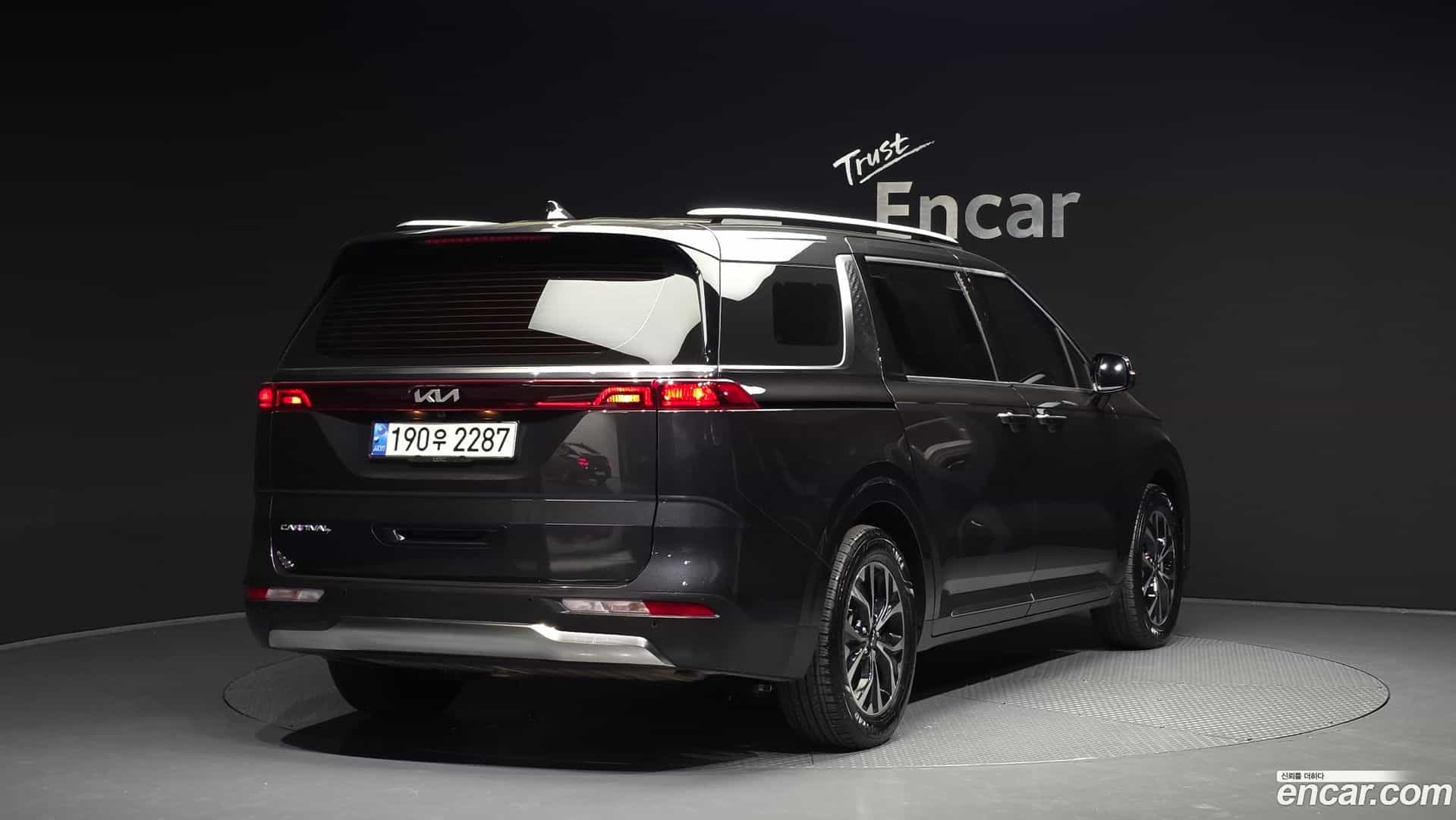 Canival Kia 2022.2-OUTER-002