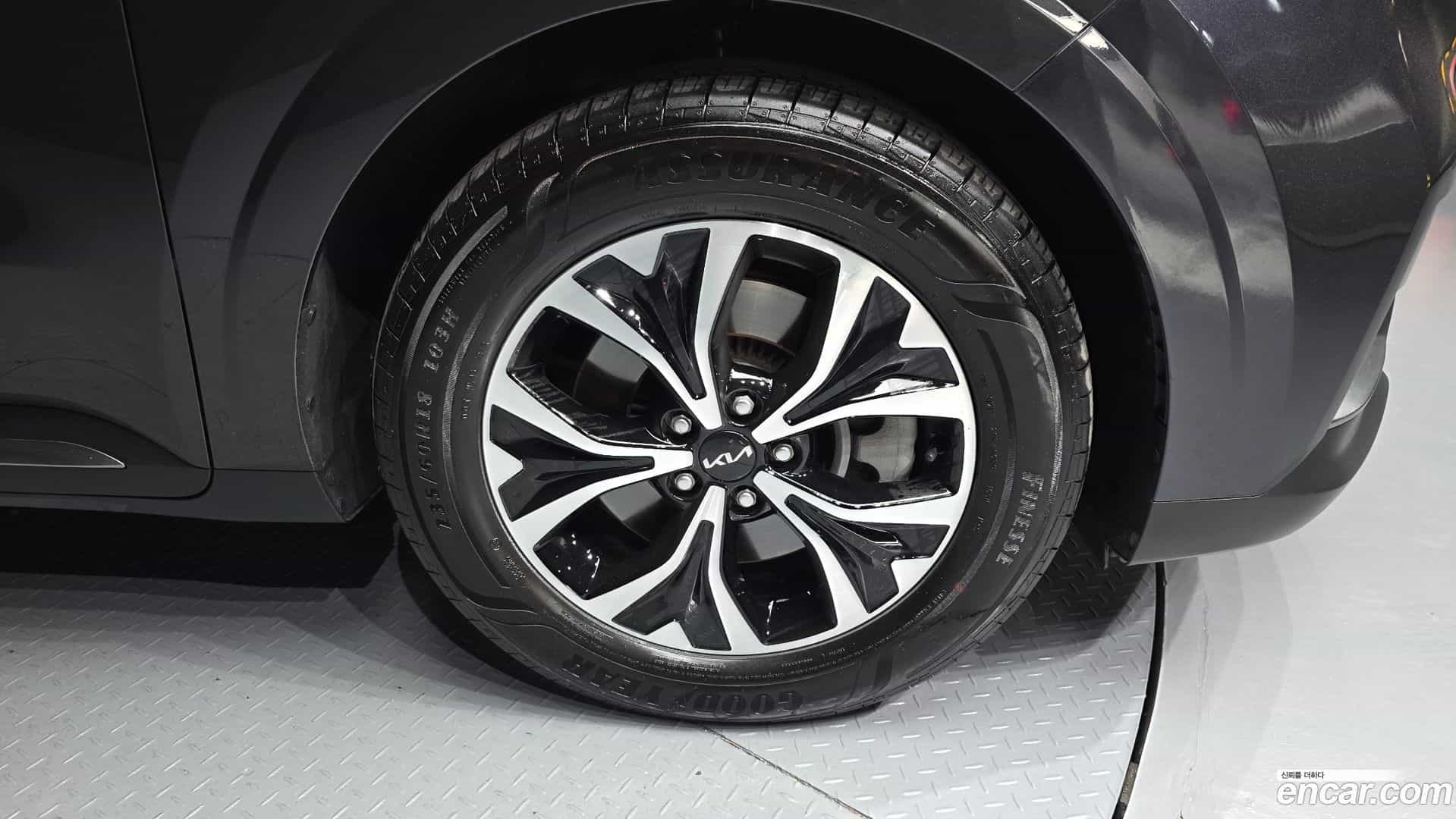 Canival Kia 2022.2-OUTER-031