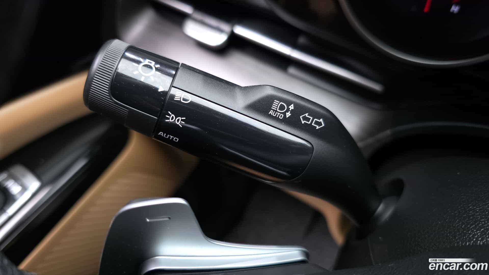 Canival Kia 2022.2-OPTION-042