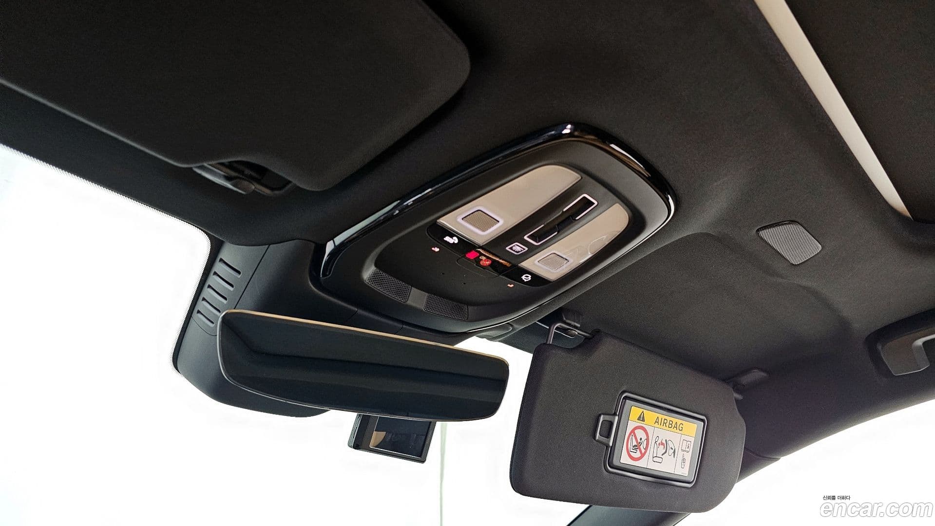 Main__Slider__Photo:S90 Volvo 2022.10-39