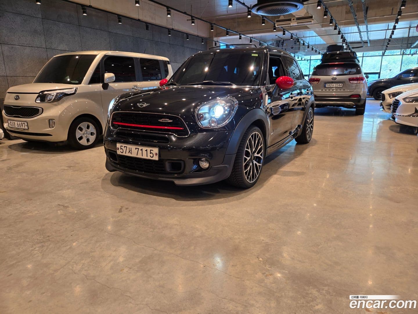 Main__Slider__Photo:Countryman Mini 2013.10-0