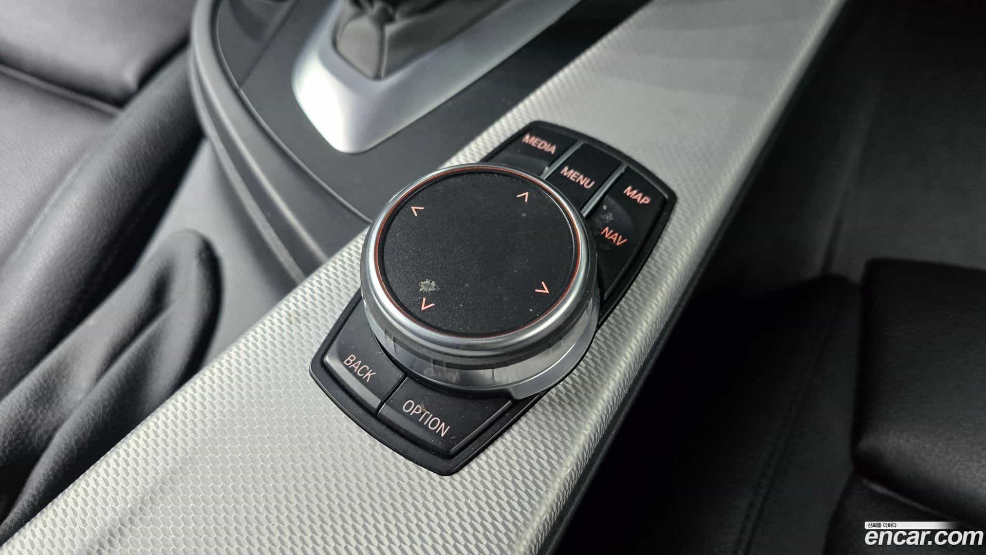 3-Series BMW 2018.9-OPTION-043