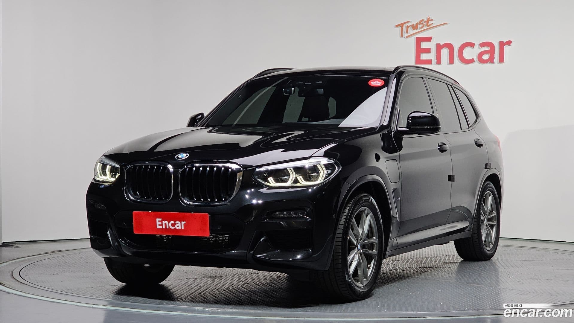 Main__Slider__Photo:X3 BMW 2021.4-0