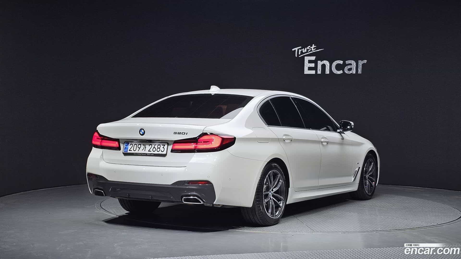 5-Series BMW 2023.6-OUTER-002