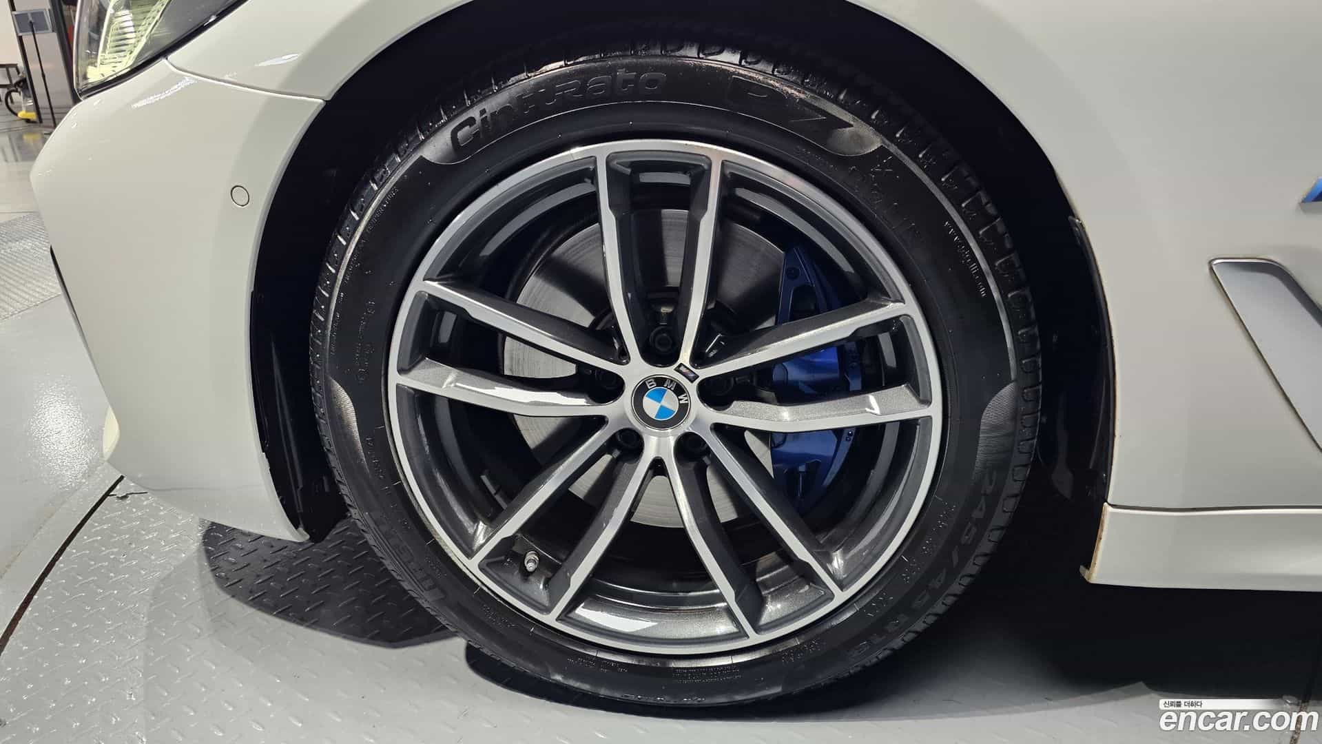 5-Series BMW 2023.6-OUTER-005