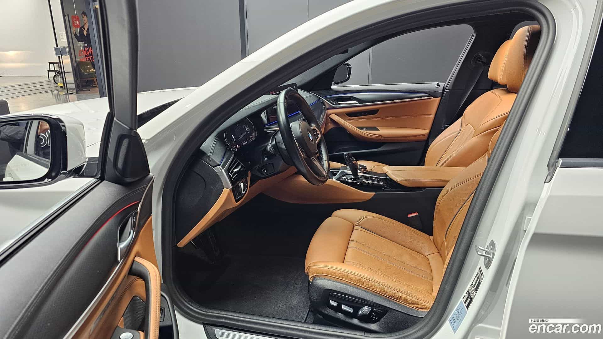 5-Series BMW 2023.6-INNER-010