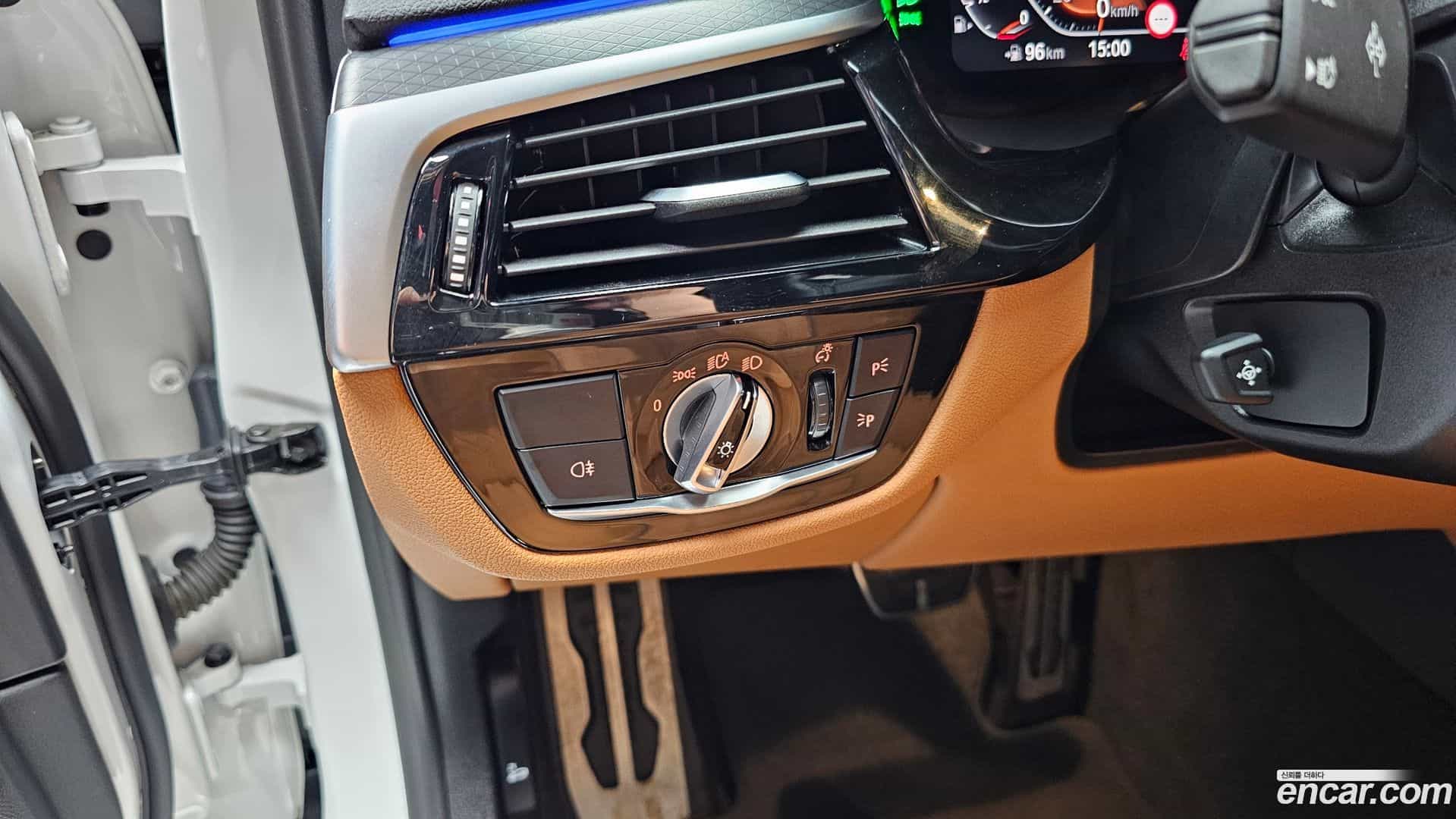 5-Series BMW 2023.6-OPTION-040