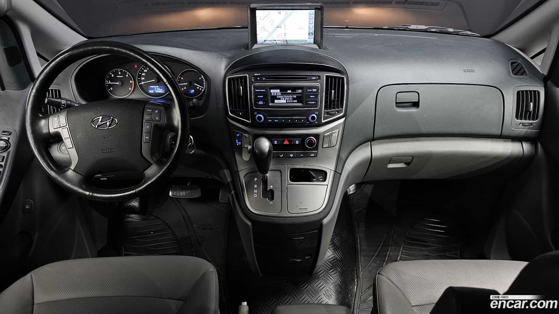 Starex Hyundai 2020.2-INNER-007