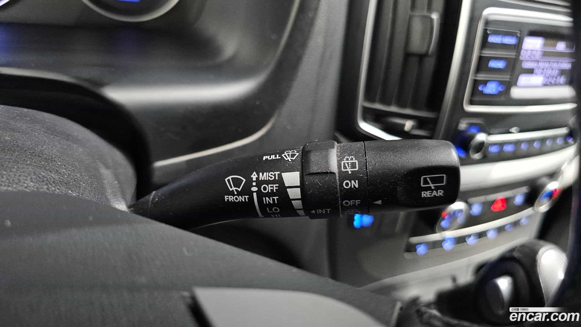 Starex Hyundai 2020.2-OPTION-040